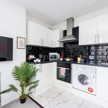 London Bridge 2 Bed Apartment - Sleeps 3 Екстер'єр фото